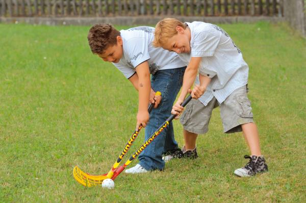 FunHockey Set mit 4 Schläger und 2 Pop up Tore Maxi