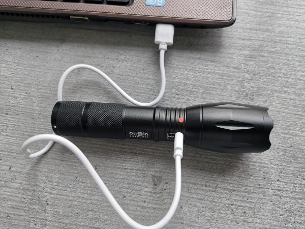 Origin Outdoors LED-Taschenlampe Focus